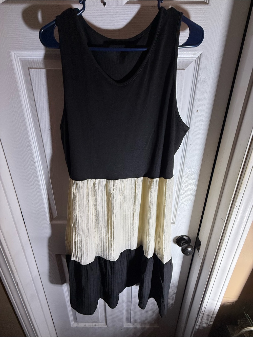 Sleeveless XL Colorblock Black and Cream Tiered Tank Dress
